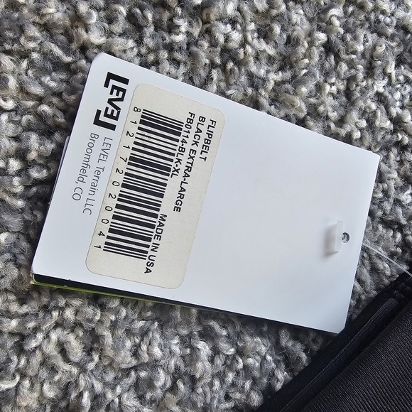 NWT Flip Belt - Picture 4 of 9